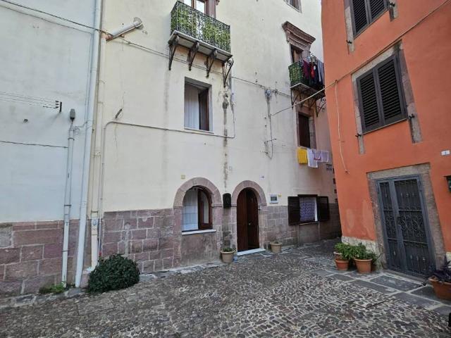 Villa Indipendente in vendita a Bosa, Sardigna/Sardegna