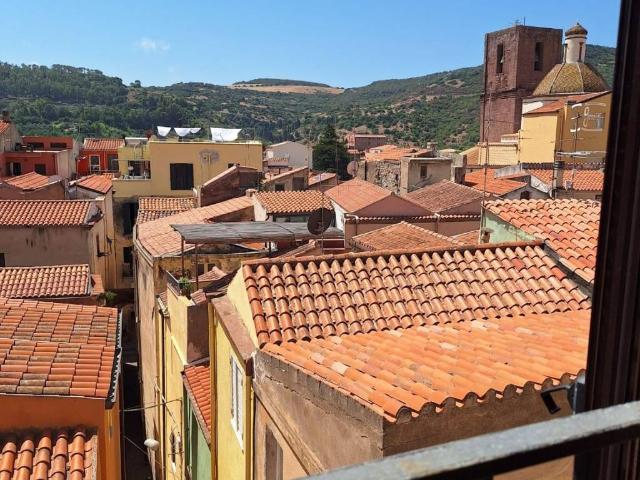 Villa Indipendente in vendita a Bosa, Sardigna/Sardegna