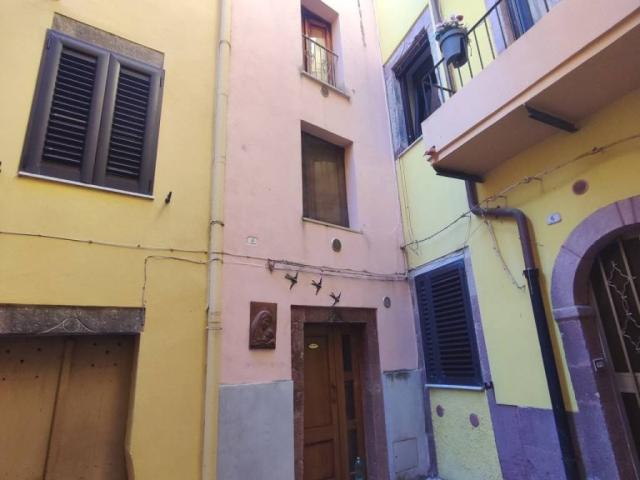 Villa Indipendente in vendita a Bosa, Sardigna/Sardegna