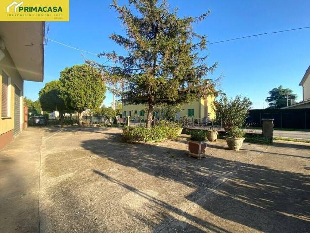 Villa Indipendente in vendita a Boschi Sant'anna, Veneto