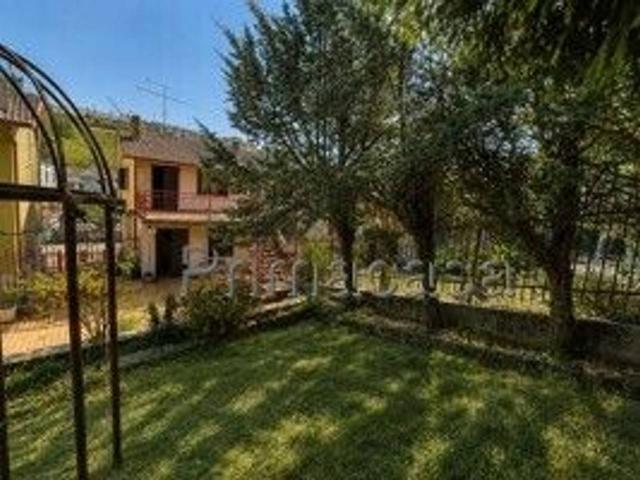 Villa Indipendente in vendita a Bosco Chiesanuova, Veneto