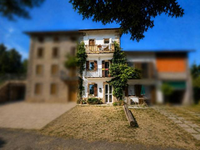 Villa Indipendente in vendita a Bosco Chiesanuova, Veneto