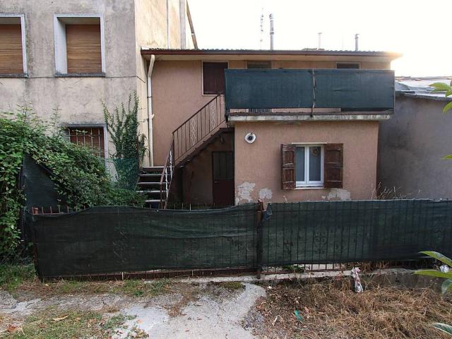 Villa Indipendente in vendita a Lughezzano, Bosco Chiesanuova