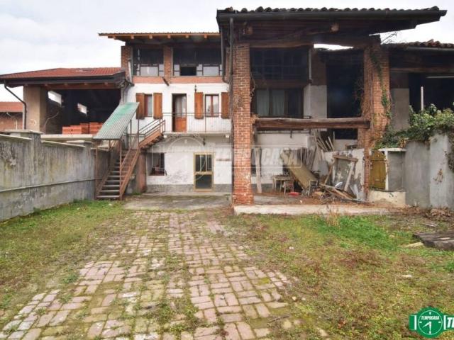 Villa Indipendente in vendita a Borgata Roggia, Piemonte