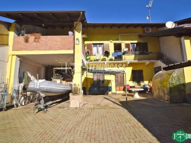 Villa Indipendente in vendita a Borgata Roggia, Piemonte