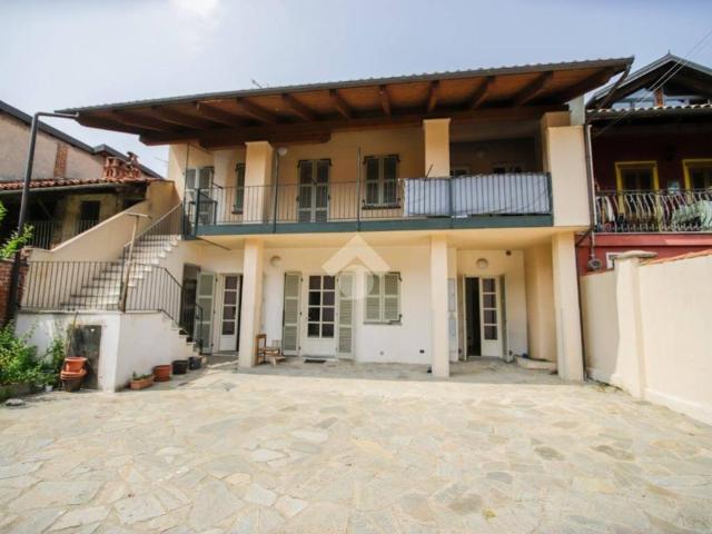 Villa Indipendente in vendita a Borgata Roggia, Piemonte