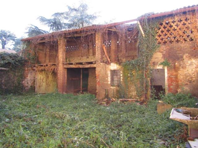 Villa Indipendente in vendita a Bottanuco, Lombardia