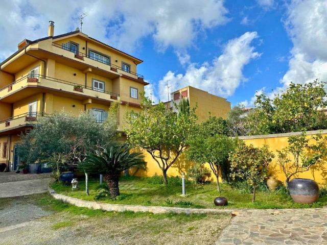 Villa Indipendente in vendita a Calabria, Reggio Calabria