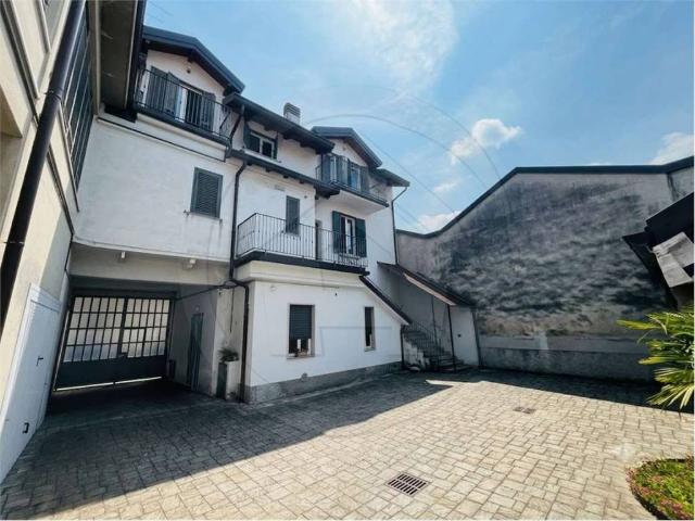 Villa Indipendente in vendita a Bovisio, Bovisio Masciago