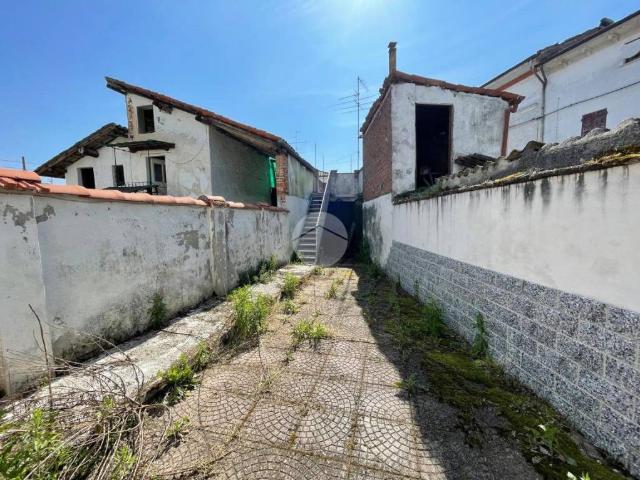 Villa Indipendente in vendita a Piemonte, Alessandria