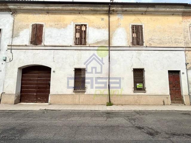 Villa Indipendente in vendita a Bozzolo, Lombardia