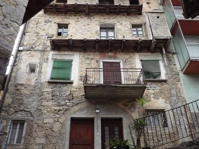 Villa Indipendente in vendita a Comunità Montana della Valle Brembana, Bracca