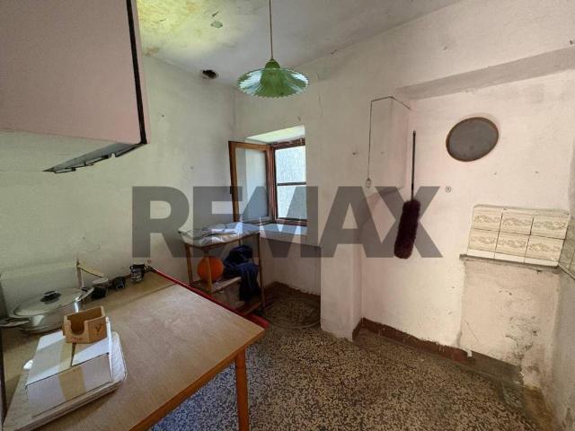 Villa Indipendente in vendita a Unione dei comuni Media Valle del Serchio, Brandeglio