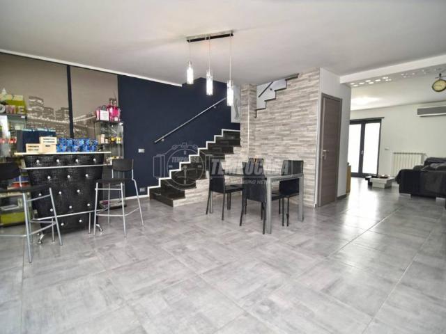 Villa Indipendente in vendita a Piemonte, Torino