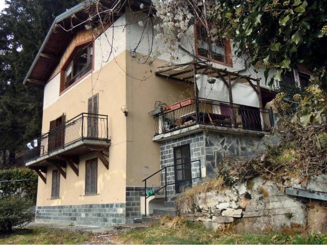 Villa Indipendente in vendita a Comunità Montana della Valle Brembana, Branzi