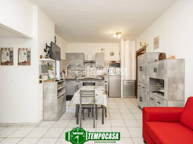 Villa Indipendente in vendita a Brembate, Lombardia