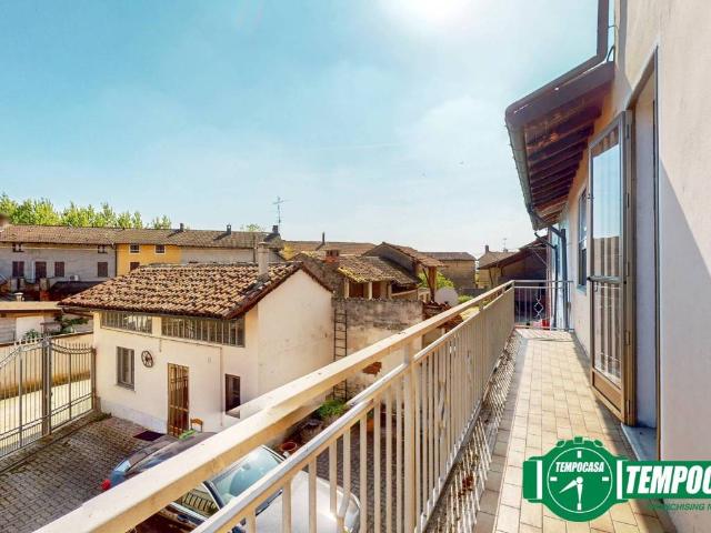 Villa Indipendente in vendita a Breme, Lombardia