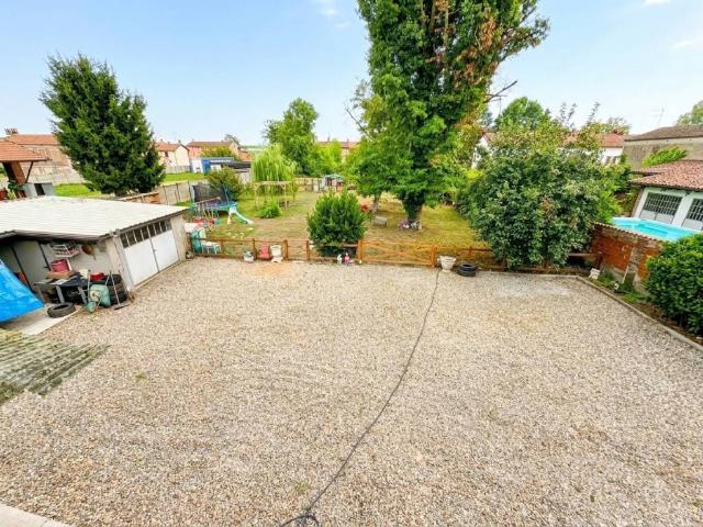 Villa Indipendente in vendita a Breme, Pavia