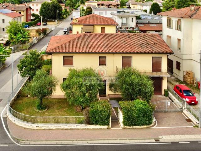 Villa Indipendente in vendita a Brendola, Veneto
