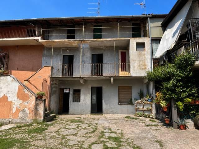 Villa Indipendente in vendita a Comunità Montana Valli del Verbano, Brenta