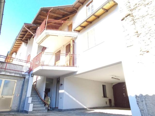 Villa Indipendente in vendita a Comunità Montana Valli del Verbano, Brenta