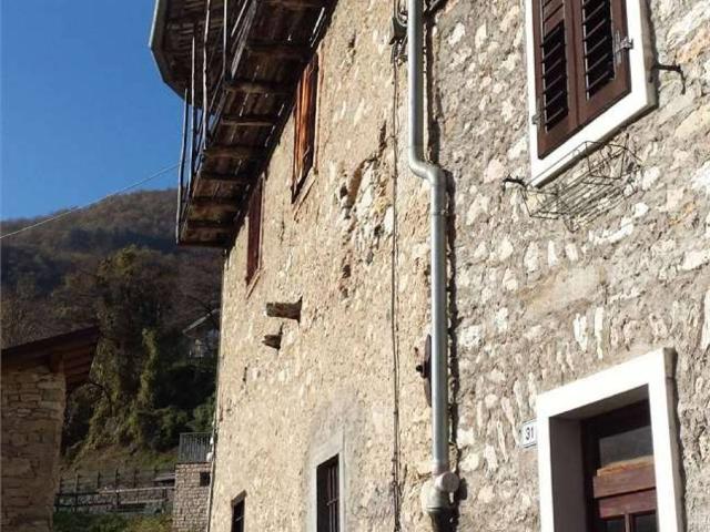 Villa Indipendente in vendita a Comunità della Vallagarina, Brentonico