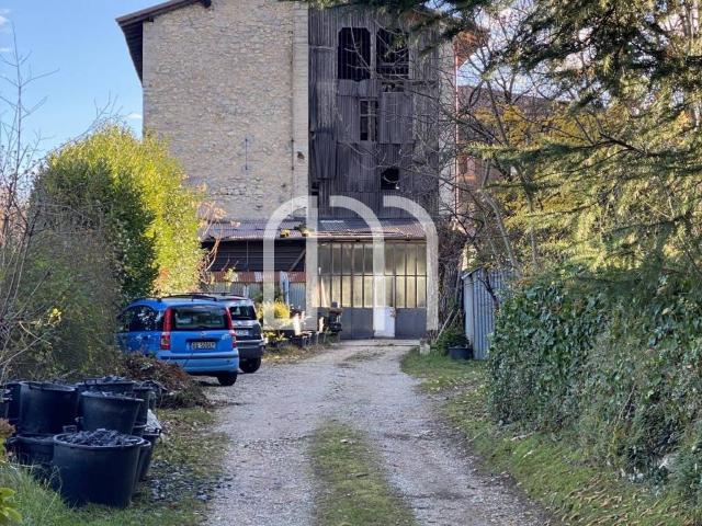 Villa Indipendente in vendita a Comunità della Vallagarina, Brentonico