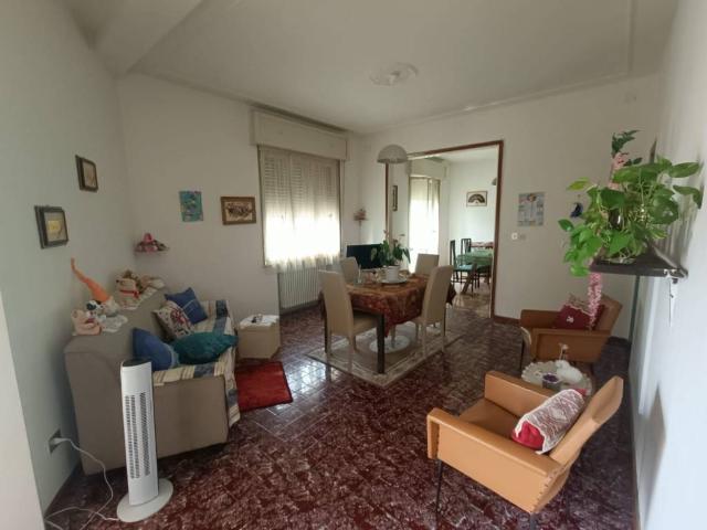 Villa Indipendente in vendita a Bassa Reggiana, Re