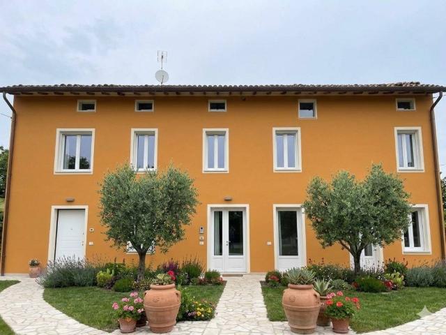 Villa Indipendente in vendita a Bassa Reggiana, Re