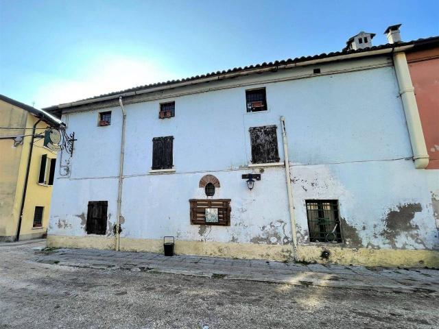 Villa Indipendente in vendita a Zona Nord, Brescia