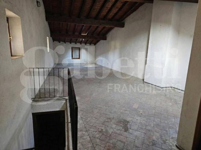 Villa Indipendente in vendita a Zona Est, Brescia