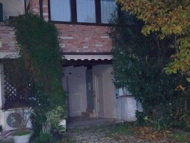 Villa Indipendente in vendita a Zona Nord, Brescia