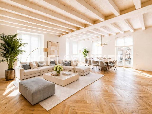 Villa Indipendente in vendita a Zona Centro, Brescia