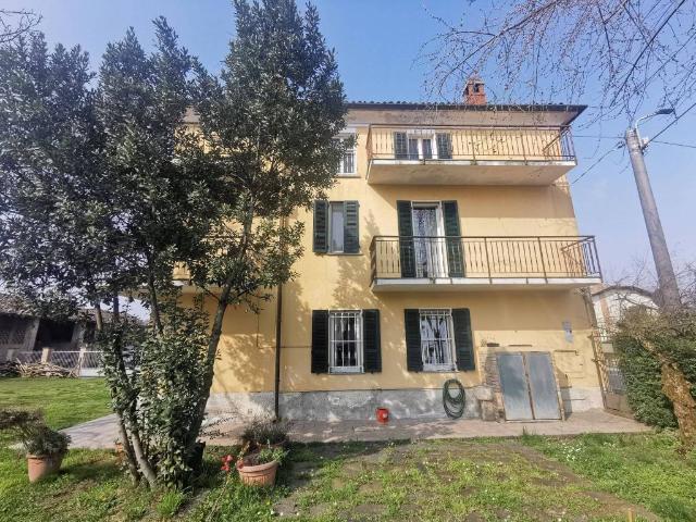 Villa Indipendente in vendita a Bressana Bottarone, Lombardia