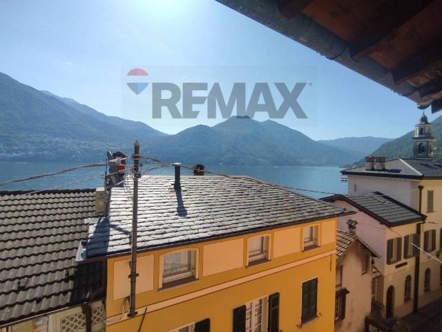 Villa Indipendente in vendita a Brienno, Lombardia