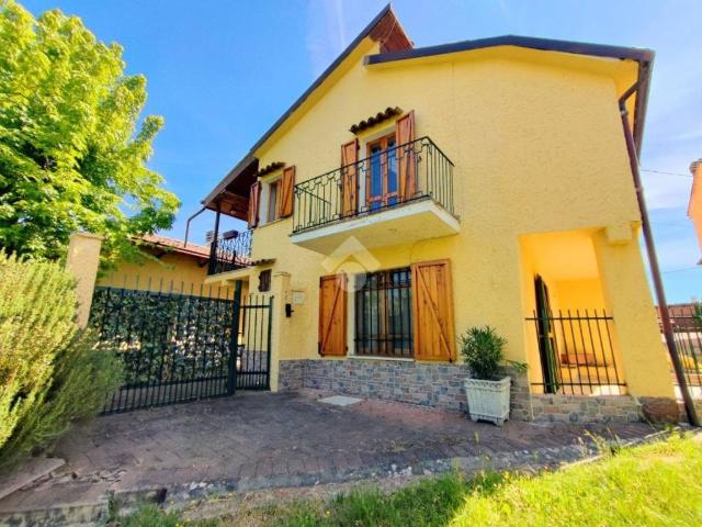 Villa Indipendente in vendita a Piemonte, Alessandria