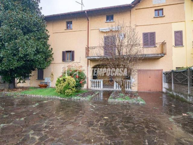 Villa Indipendente in vendita a Brignano Gera D'adda, Lombardia