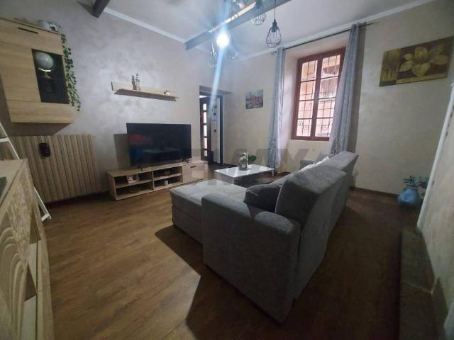 Villa Indipendente in vendita a Comunità Montana Valli del Verbano, Brissago Valtravaglia