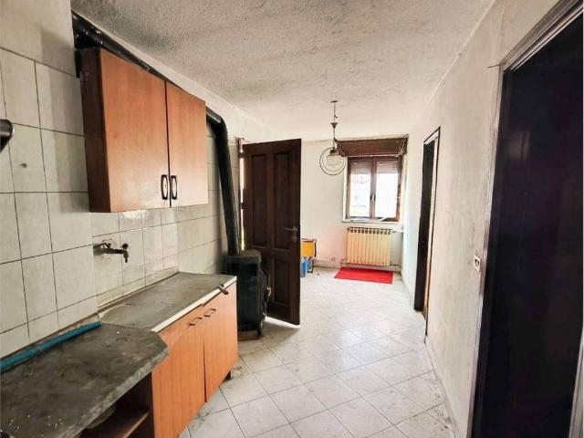 Villa Indipendente in vendita a Brissogne, Aosta