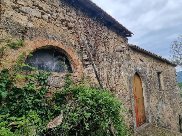 Villa Indipendente in vendita a Broccostella, Lazio