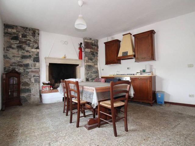 Villa Indipendente in vendita a Brogliano, Veneto