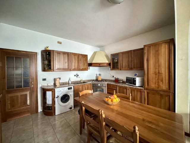 Villa Indipendente in vendita a Brogliano, Veneto