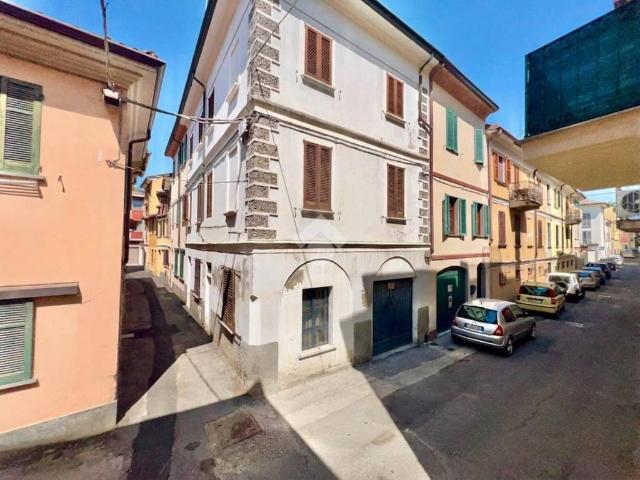 Villa Indipendente in vendita a Broni, Lombardia