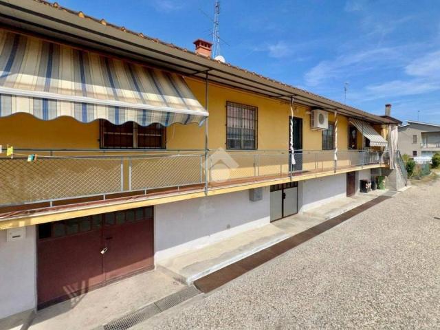 Appartamento in vendita a Cascina Colombarolo, Broni