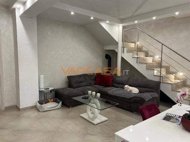 Villa Indipendente in vendita a Brusaporto, Lombardia
