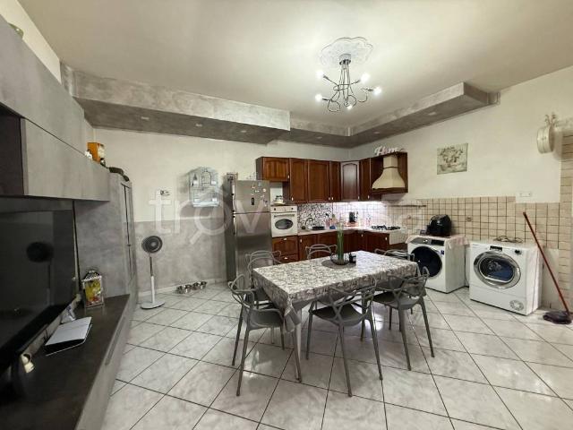 Villa Indipendente in vendita a Brusciano, Campania