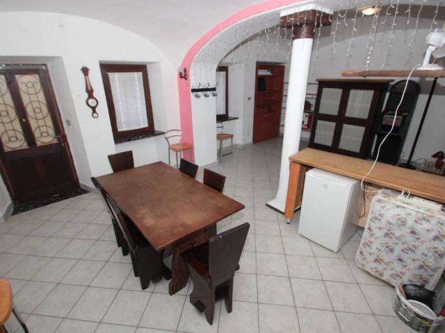 Villa Indipendente in vendita a Piemonte, Biella