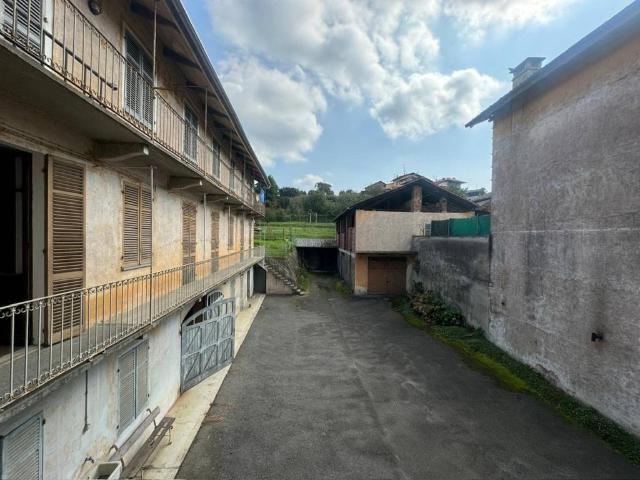 Villa Indipendente in vendita a Piemonte, Biella