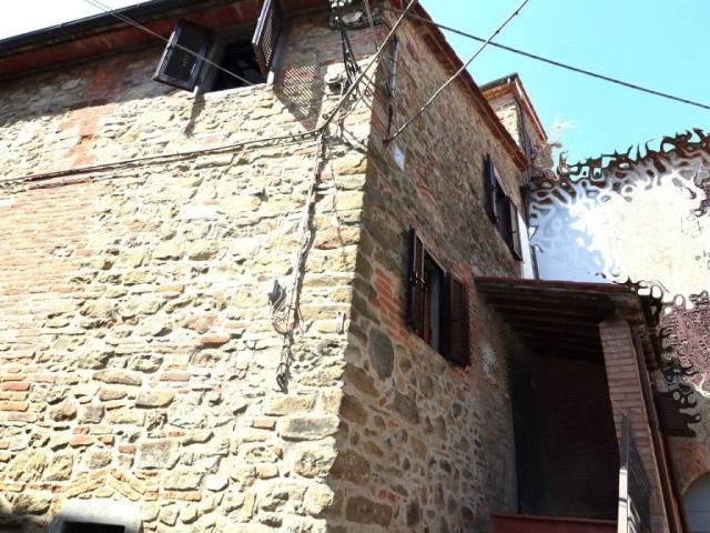 Villa Indipendente in vendita a San Martino, Bucine