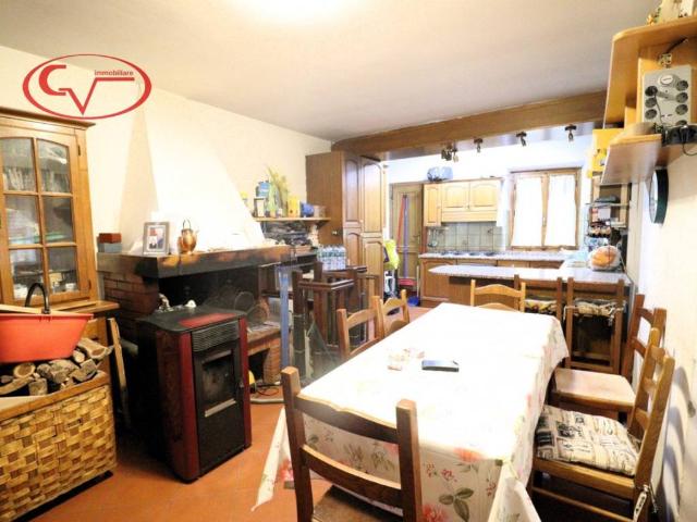 Villa Indipendente in vendita a Bucine, Toscana